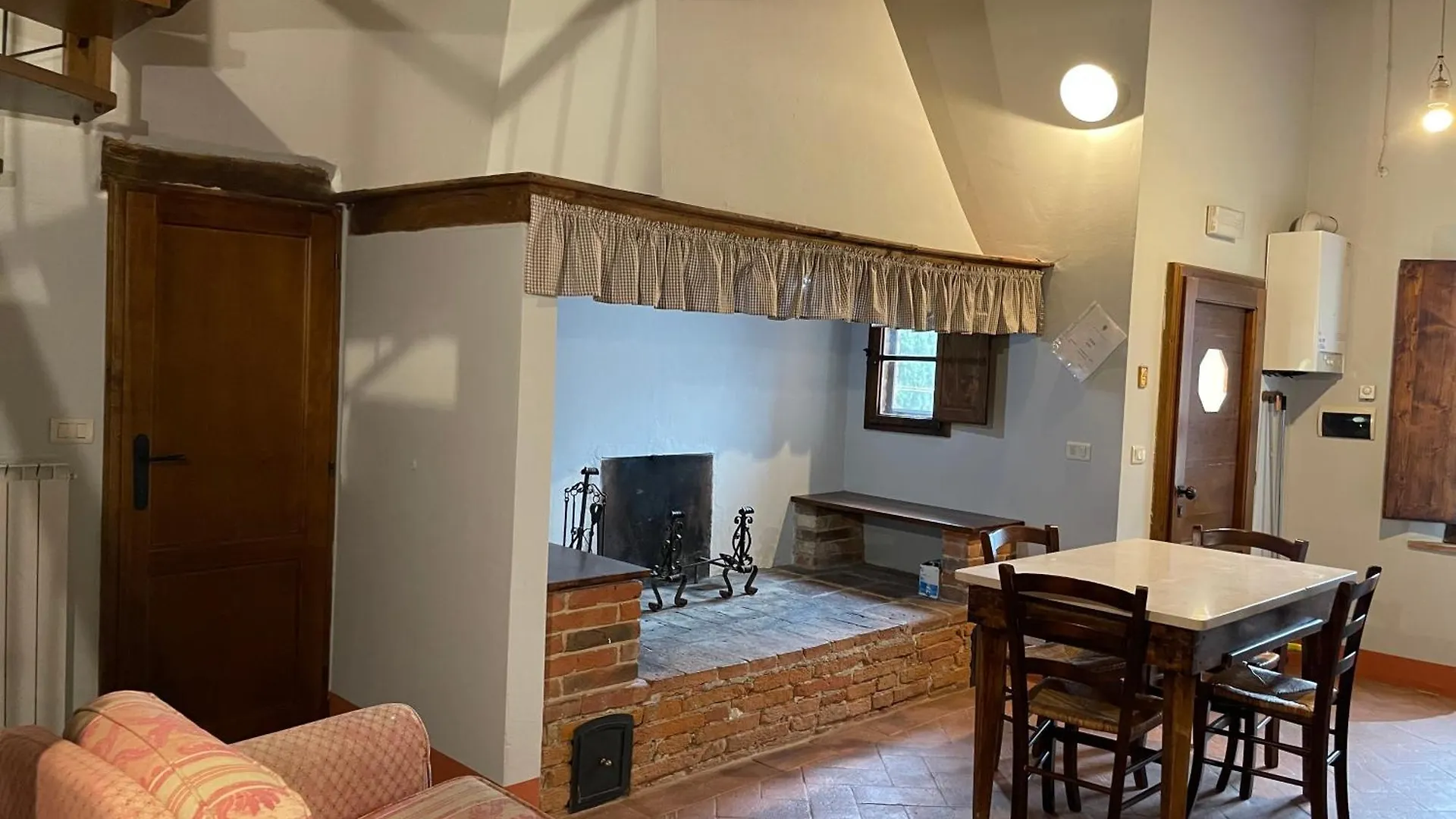 Vakantieboerderij Agriturismo I Poggi Gialli Villa Sinalunga Italië